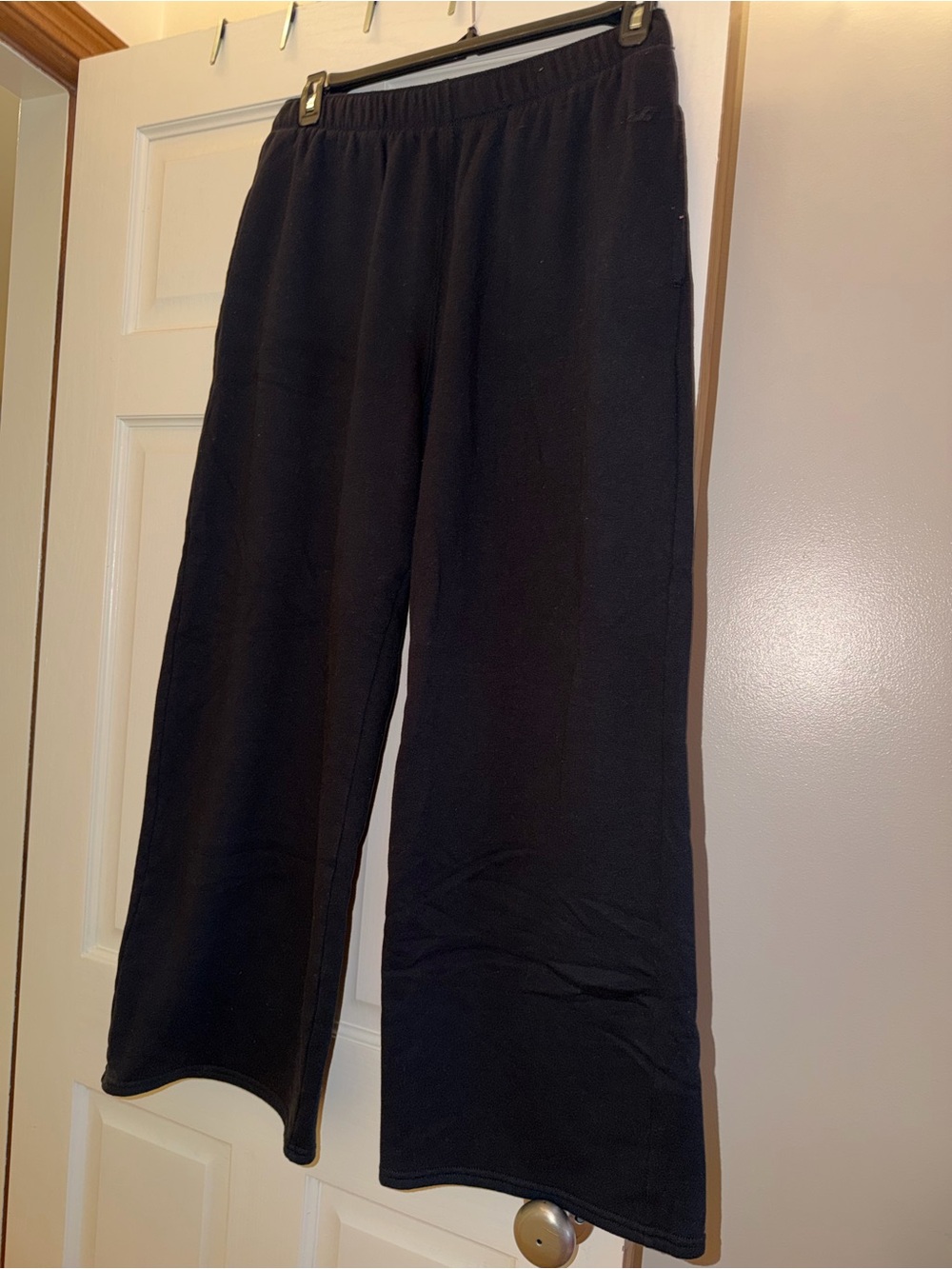 Hollister Black Wide-Leg Sweatpants for Women